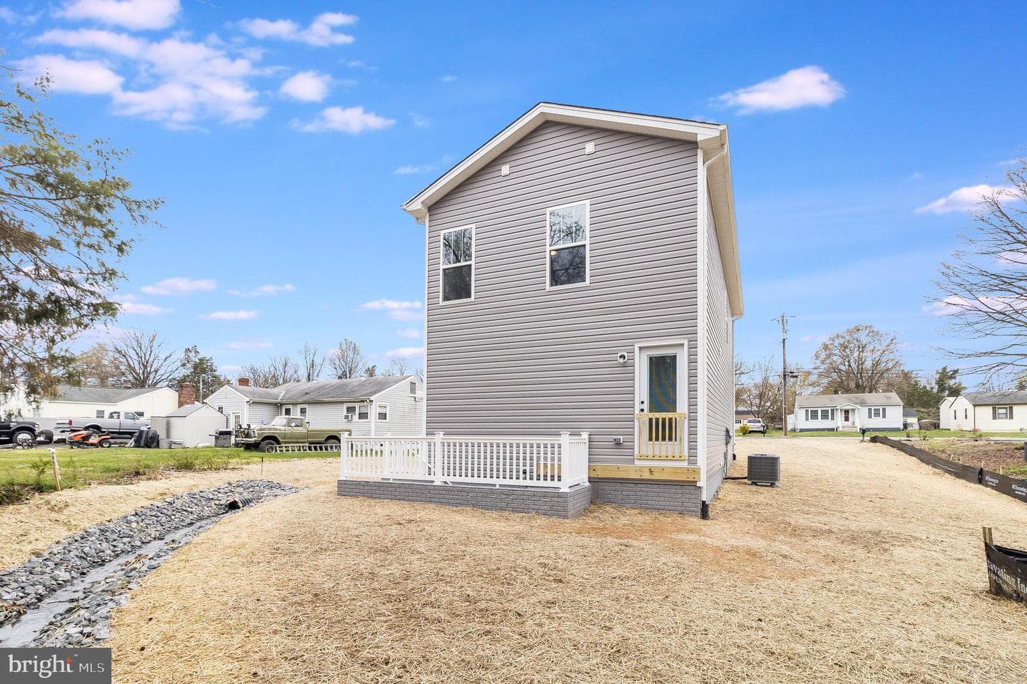 156 Mansfield Street photo 23