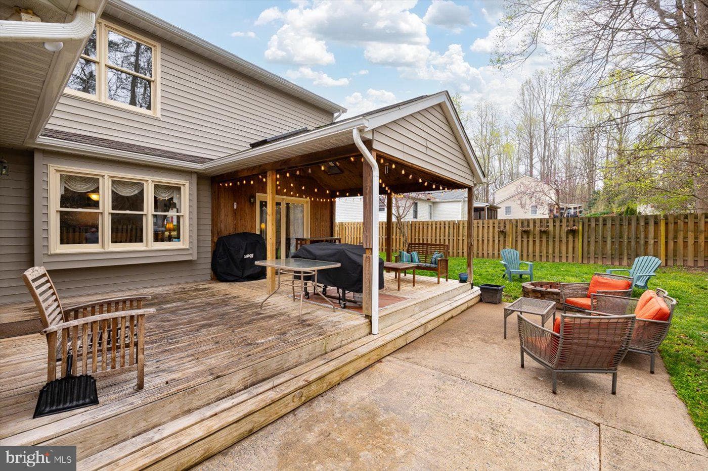 10706 Big Oaks Court photo 12