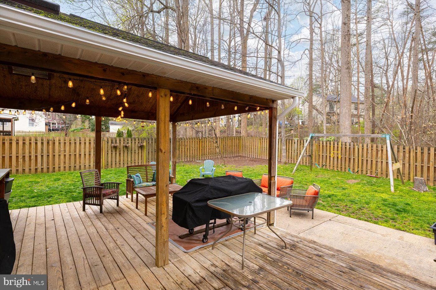 10706 Big Oaks Court photo 13