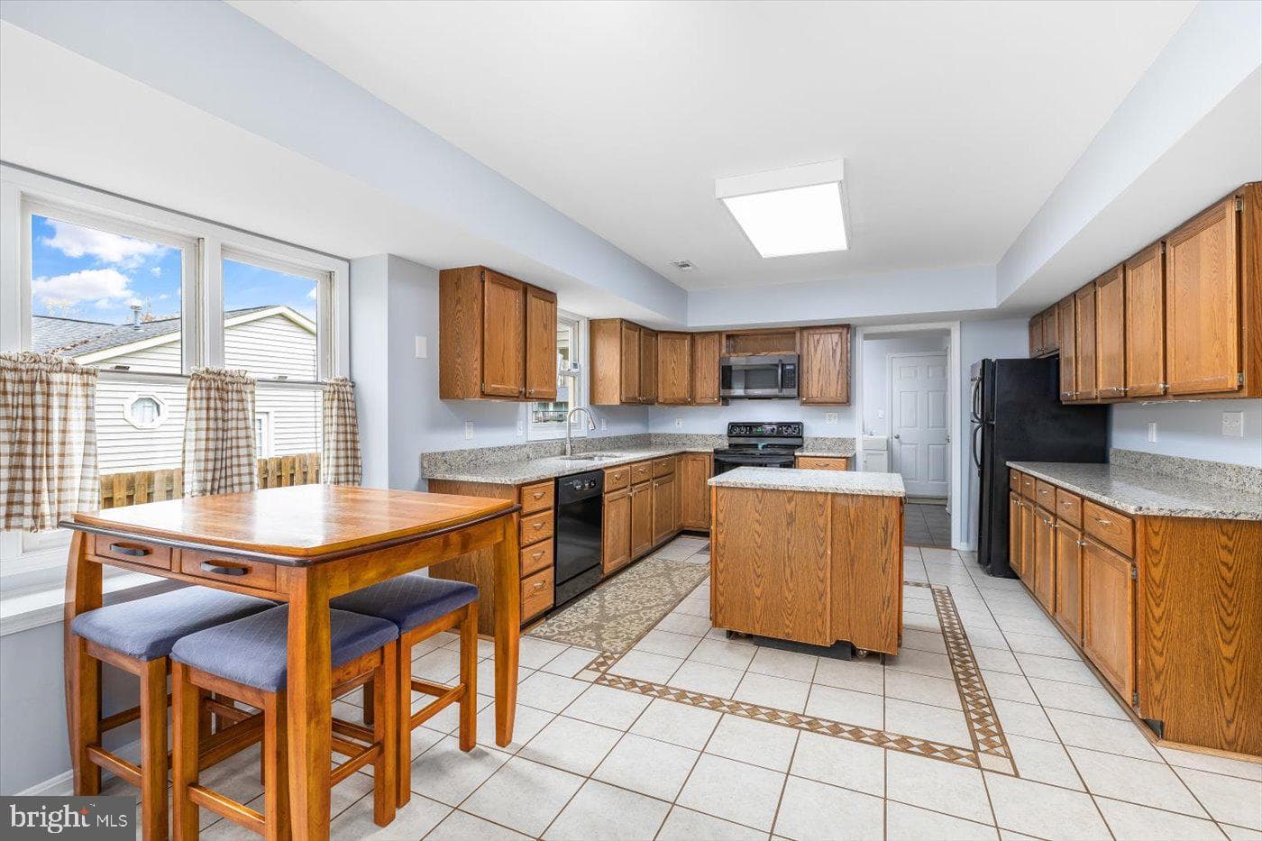 10706 Big Oaks Court photo 30