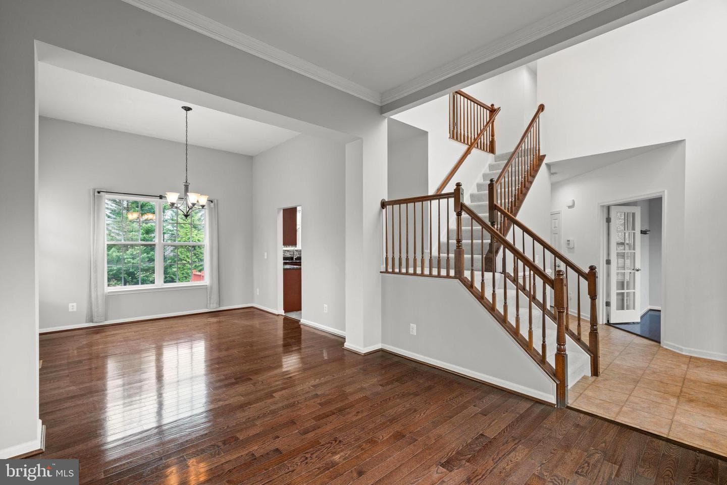 10012 Willow Ridge Way photo 4