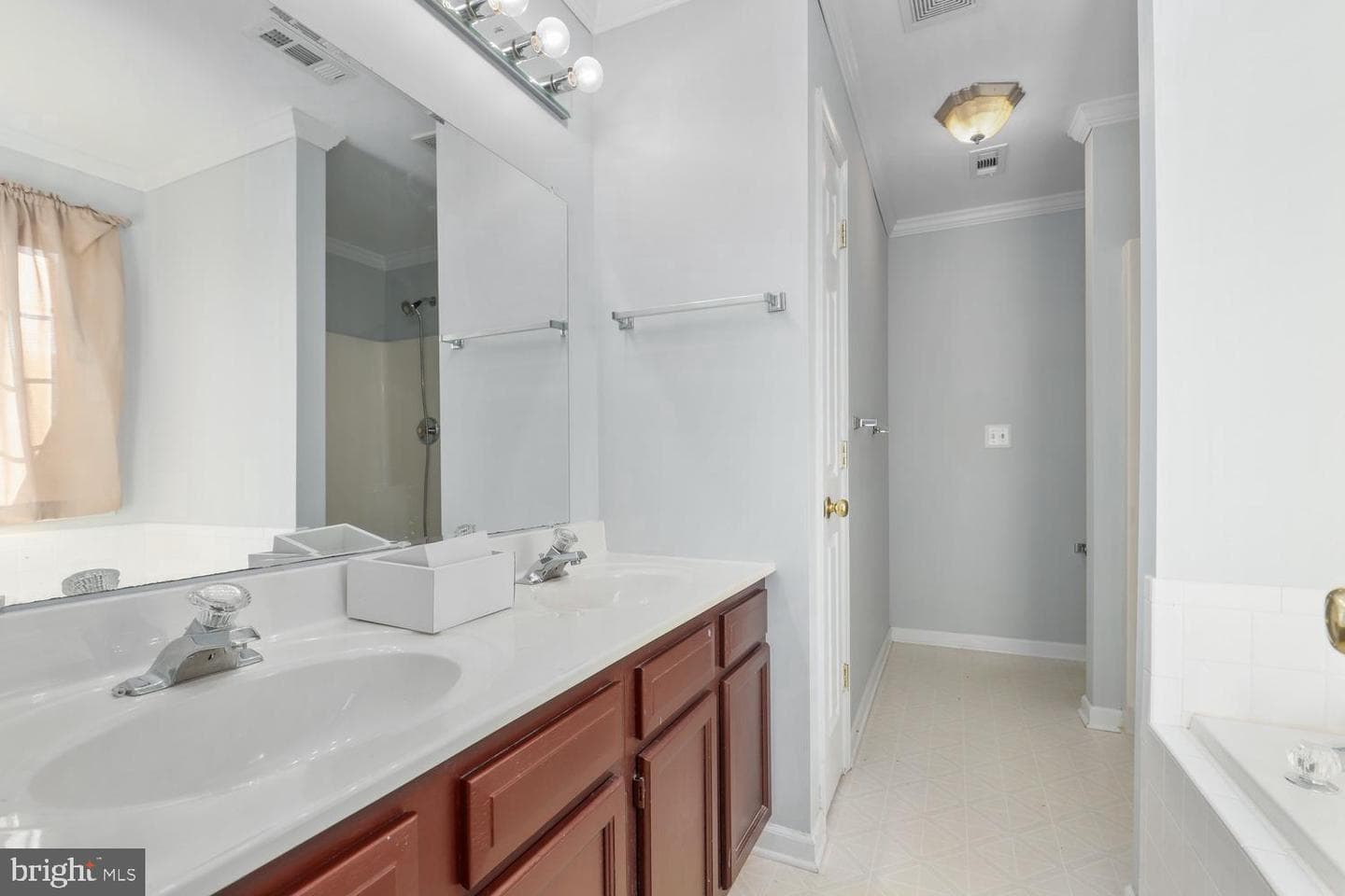 10807 Wise Court photo 24