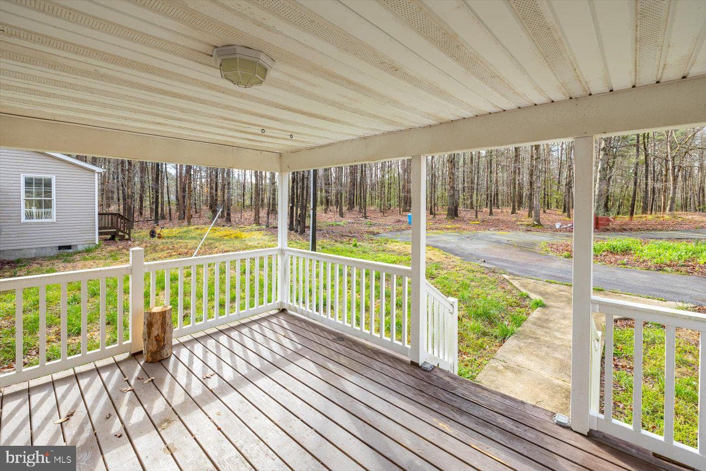 8709 Humphries Drive photo 4