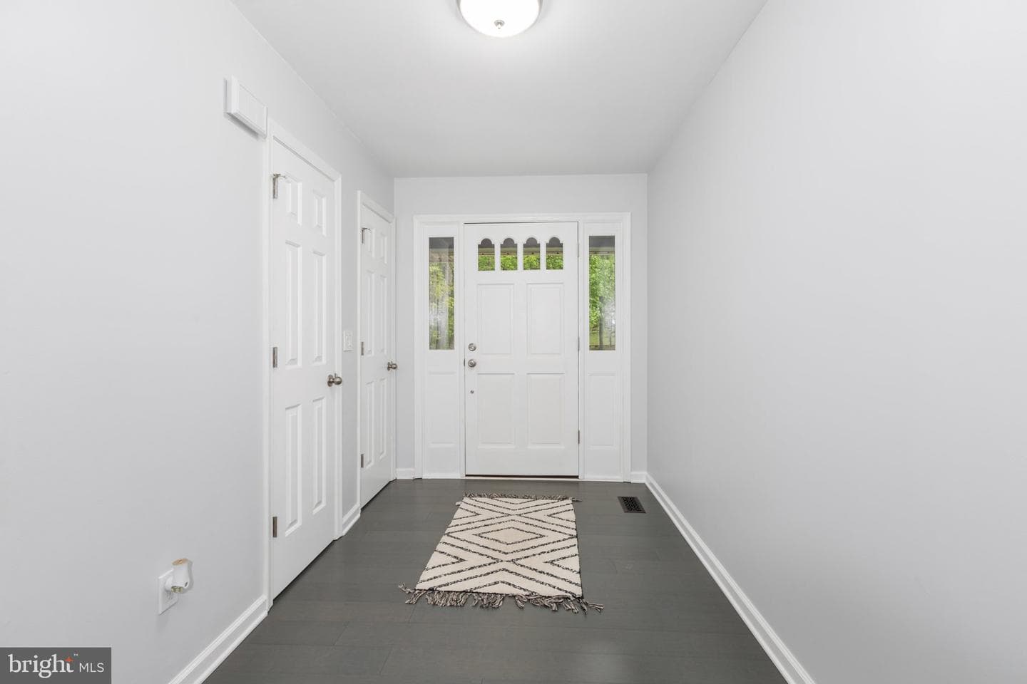 11004 Old Brook Road photo 2