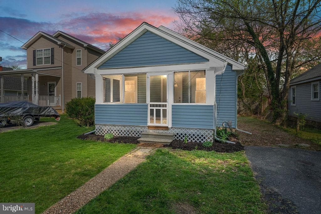 220 Mansfield Street photo 2