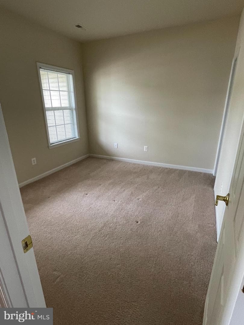 6406 Garners Way photo 4