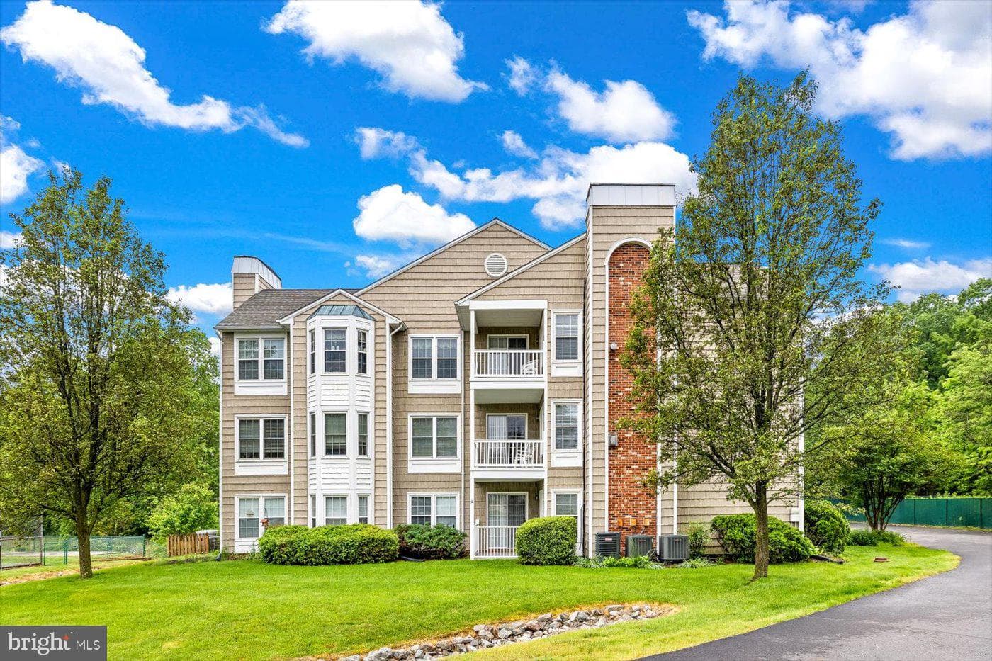 11154 Summers Cove #g photo 32