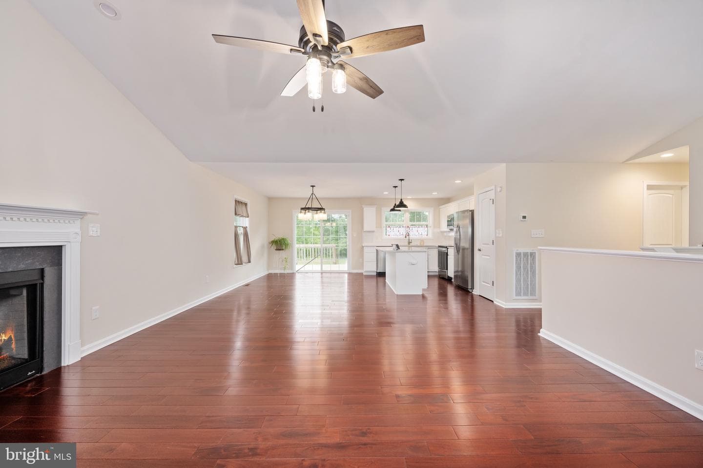 7703 Old Robert E Lee Drive photo 5