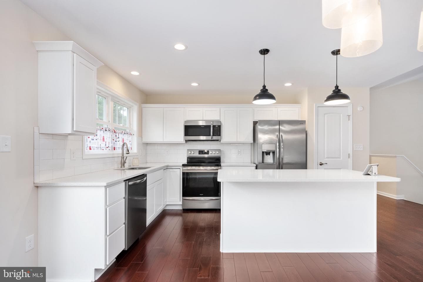 7703 Old Robert E Lee Drive photo 9