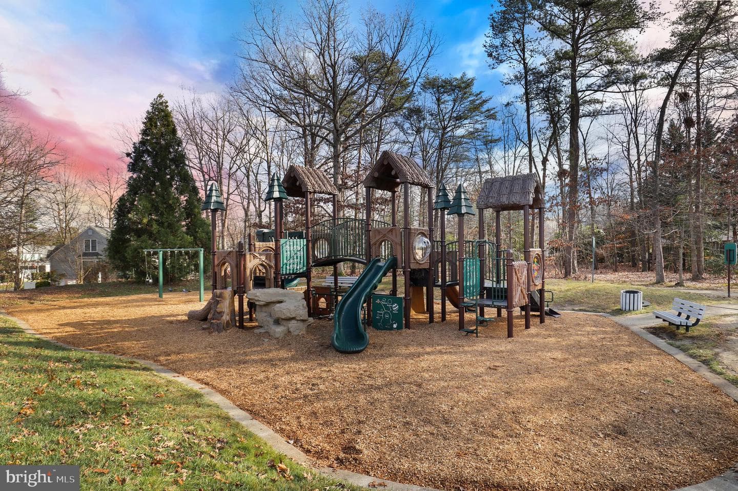 9914 Altamont Circle photo 41