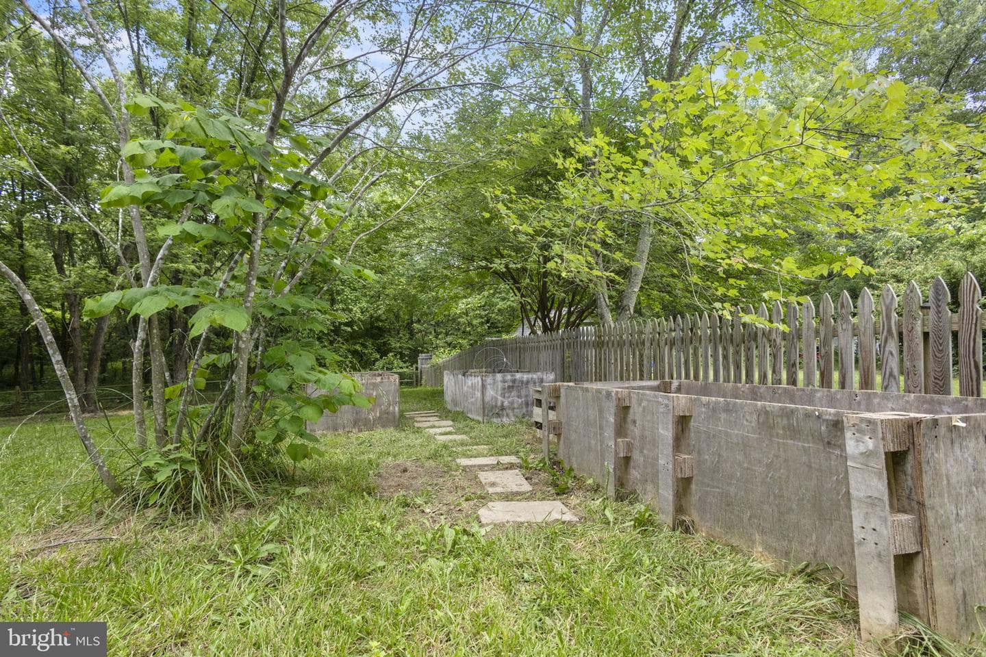 11708 Camelot Way photo 19