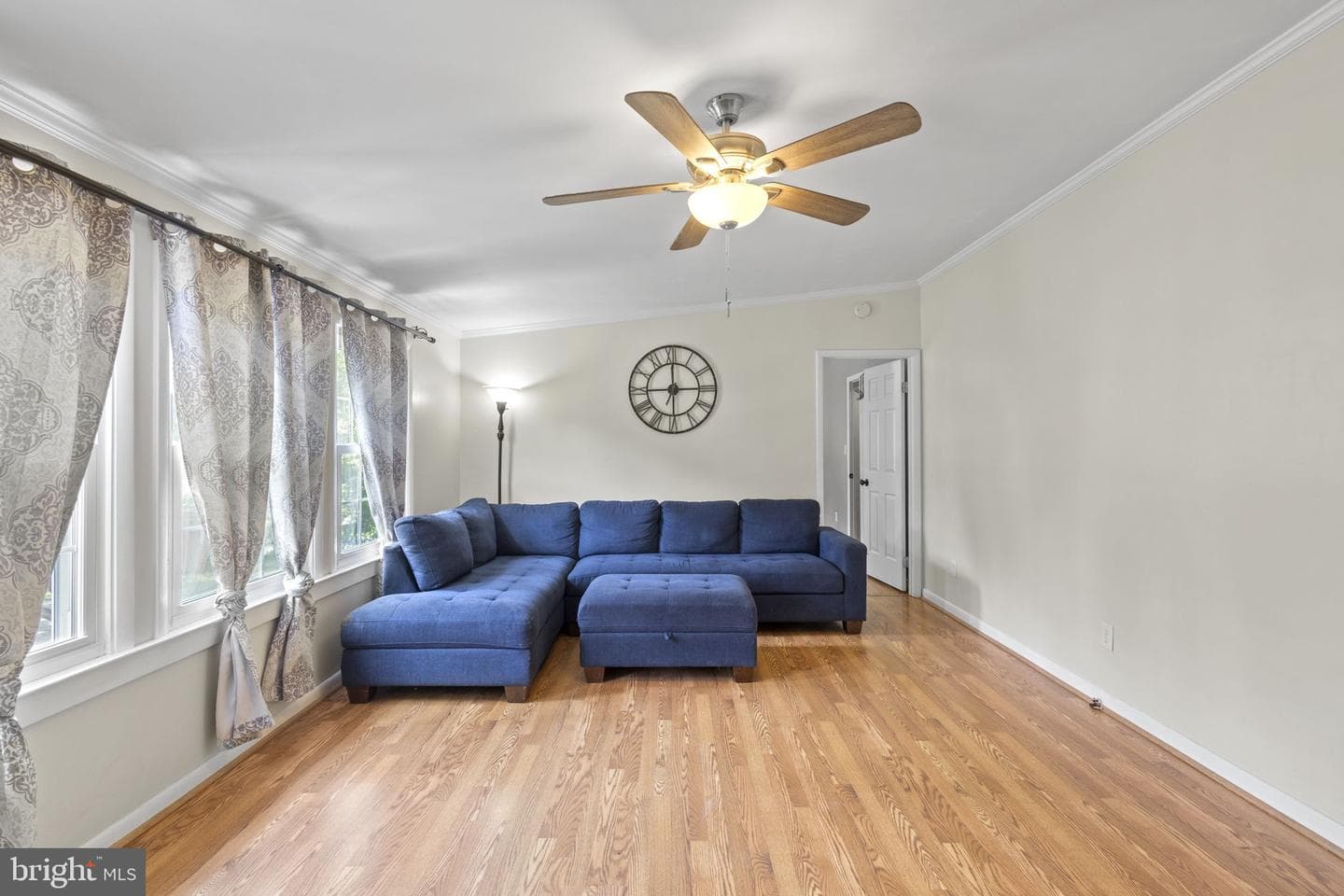 11708 Camelot Way photo 8
