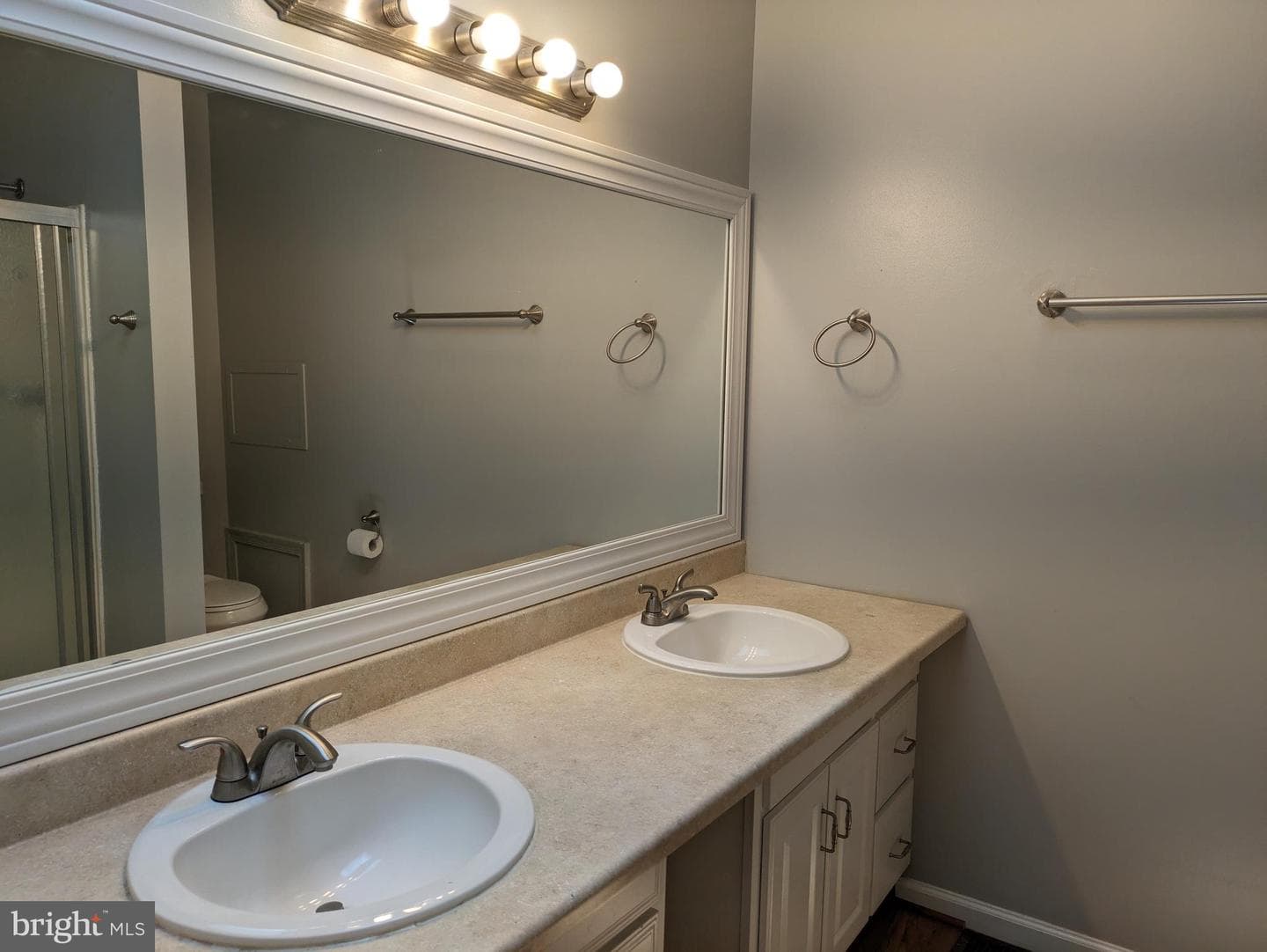 205 Burlington Drive photo 19