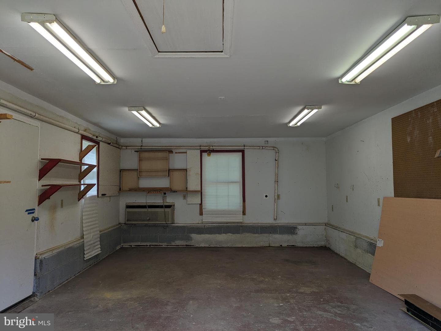 205 Burlington Drive photo 31