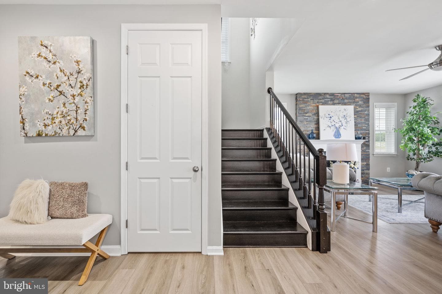 10200 Governors Ln photo 18