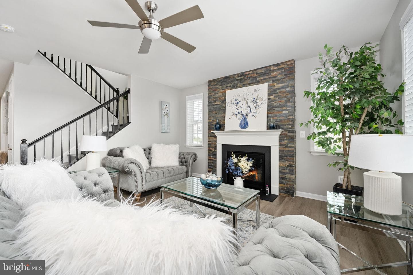 10200 Governors Ln photo 23