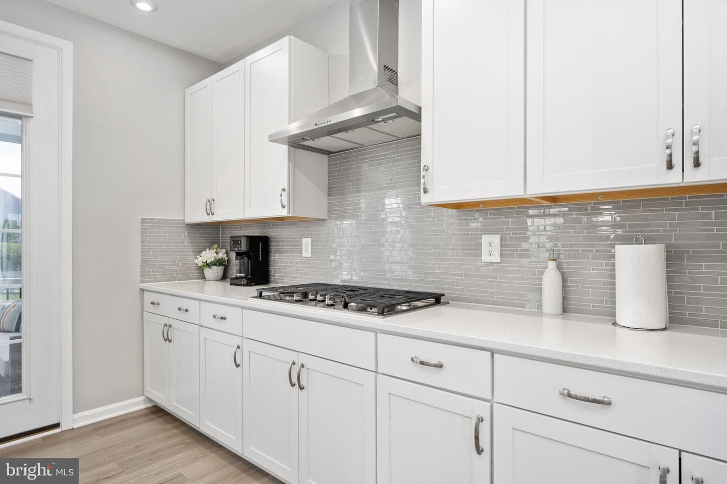 10200 Governors Ln photo 30