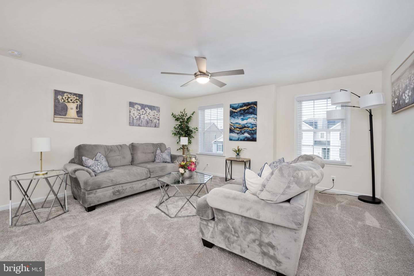 10200 Governors Ln photo 39