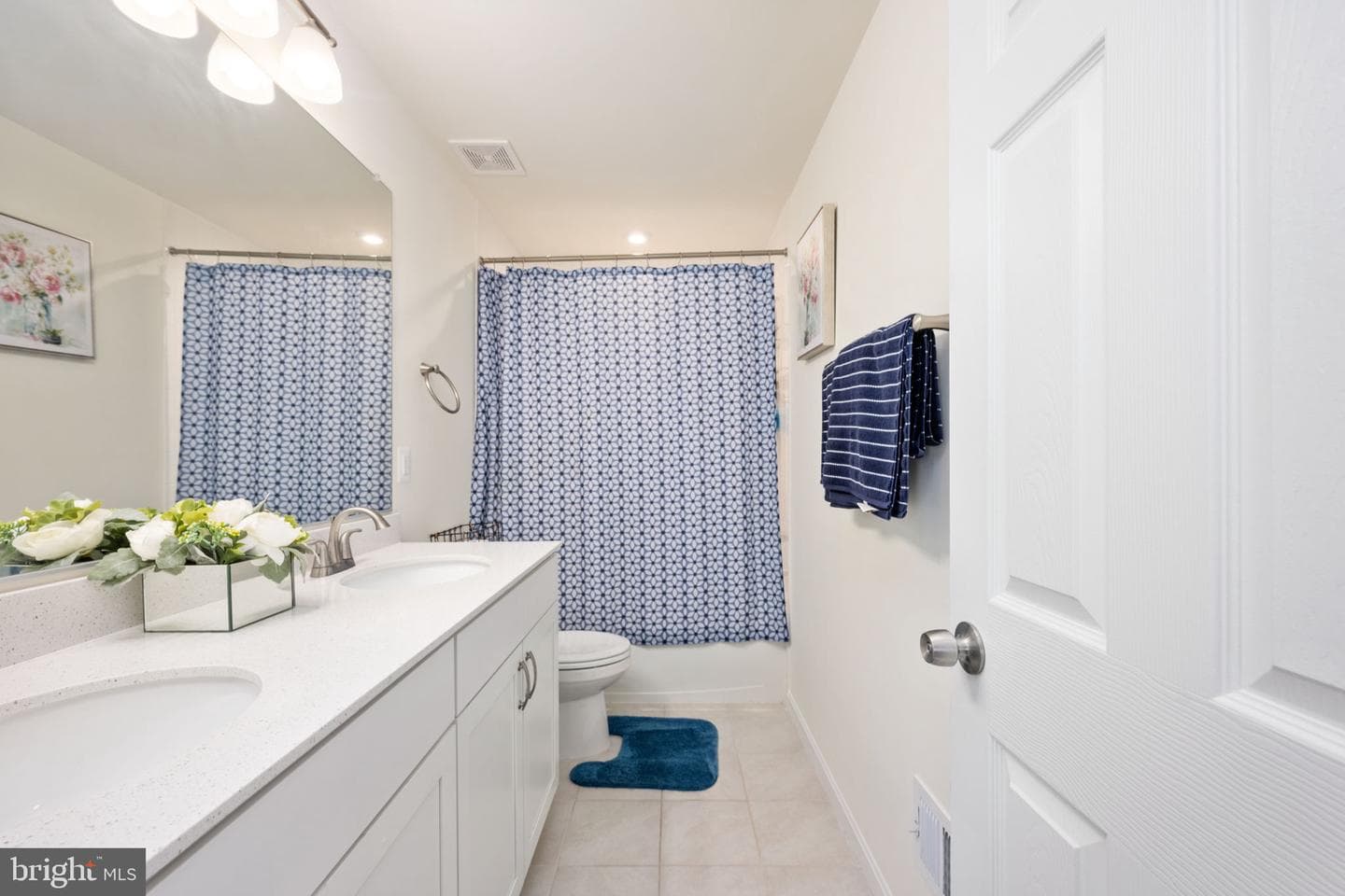 10200 Governors Ln photo 42