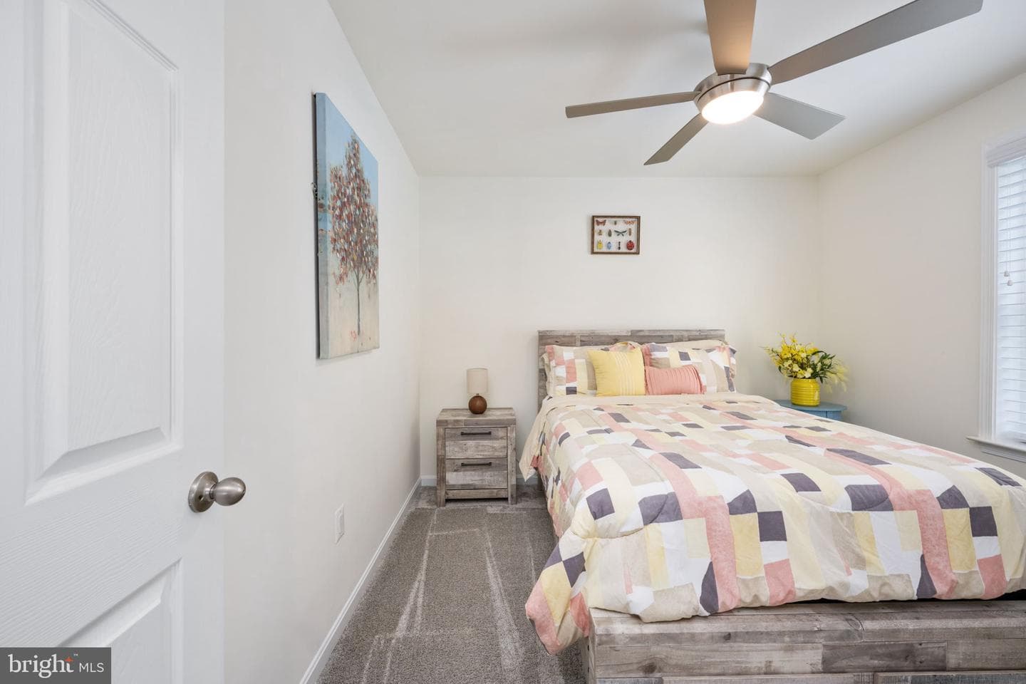 10200 Governors Ln photo 45