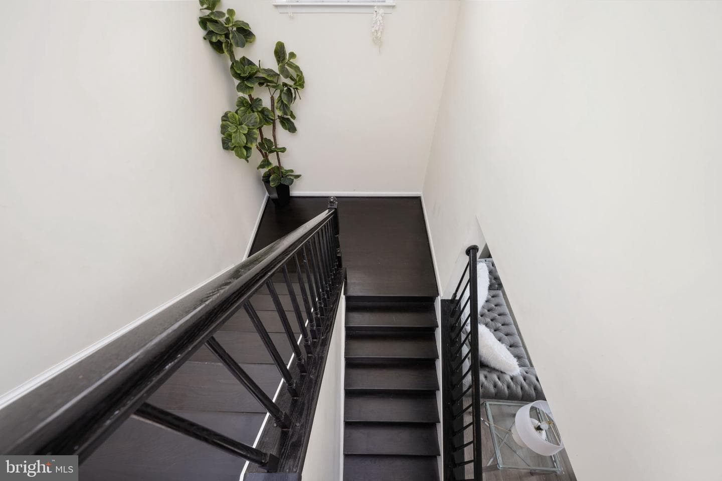 10200 Governors Ln photo 56