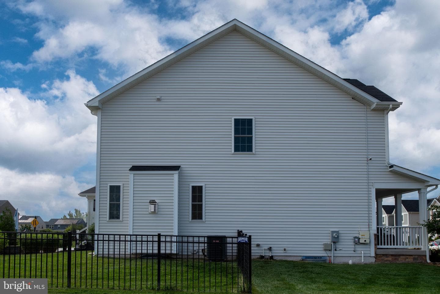 10200 Governors Ln photo 66