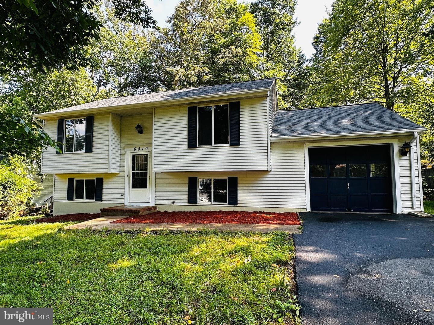 6810 Teal Court