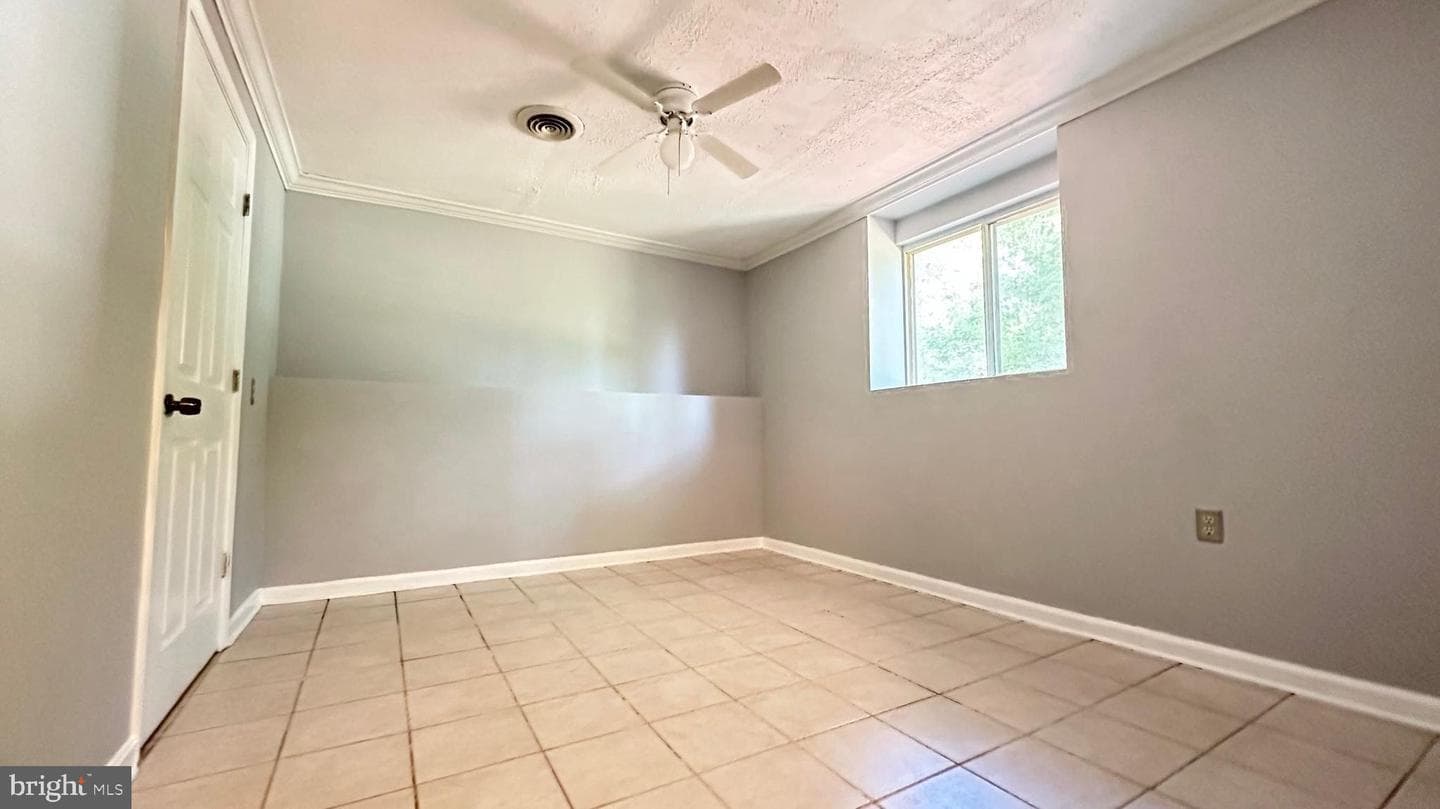 6810 Teal Court photo 10