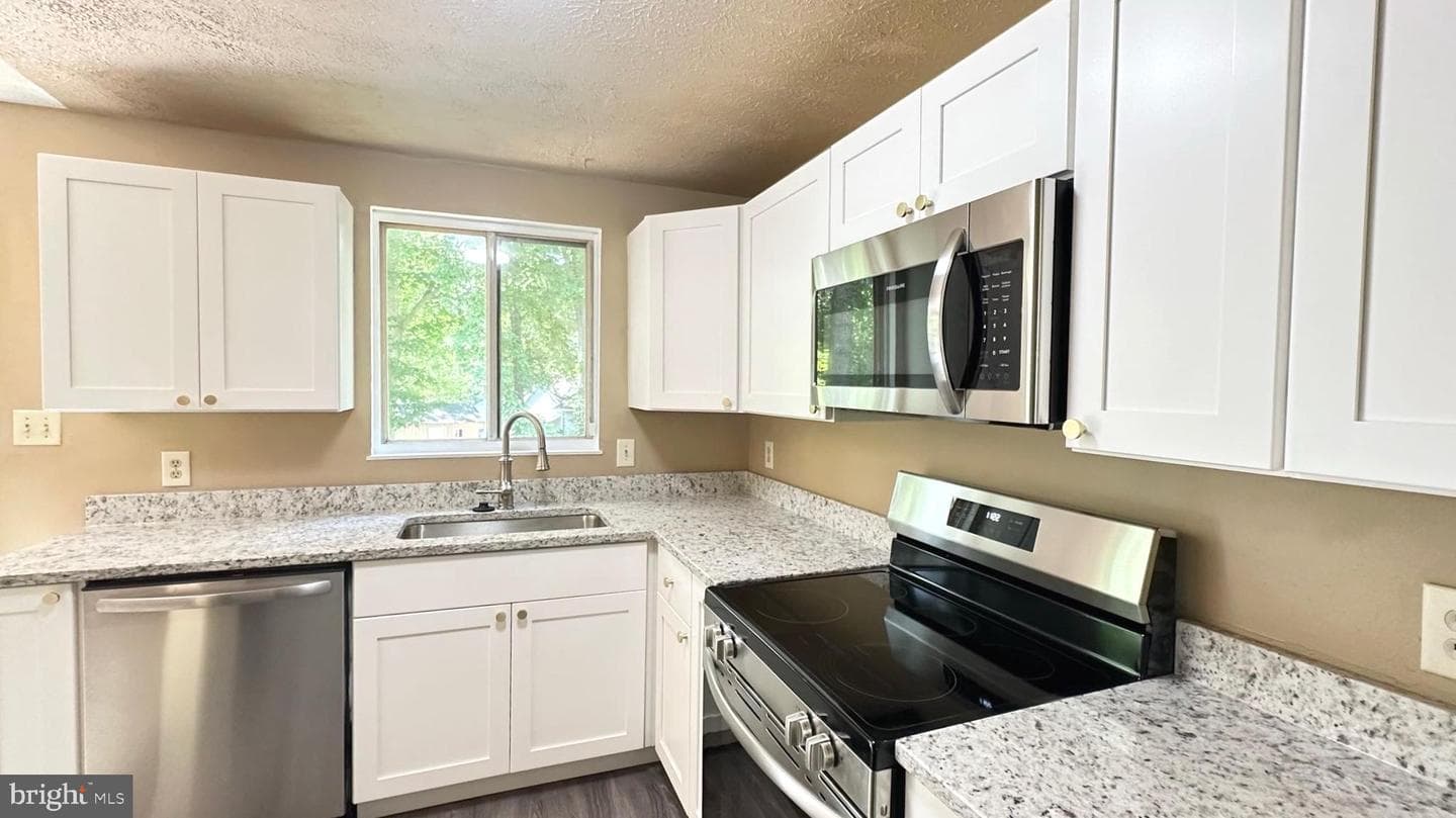 6810 Teal Court photo 16