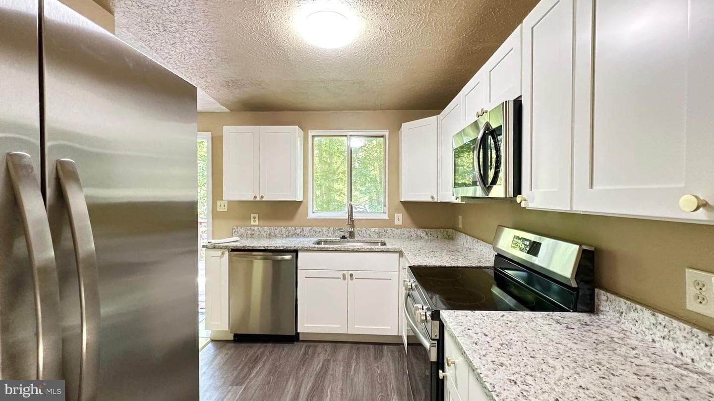 6810 Teal Court photo 18