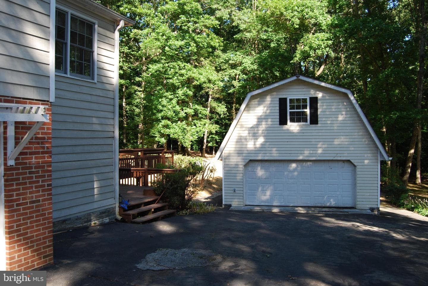 10703 Ann Davis Drive photo 2