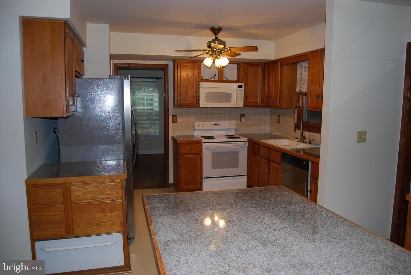 10703 Ann Davis Drive photo 23