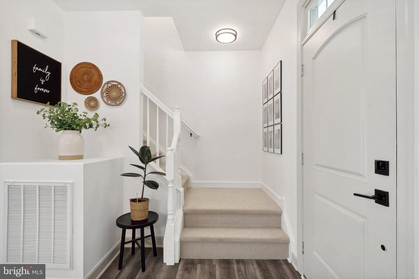 10709 Whispering Way photo 27