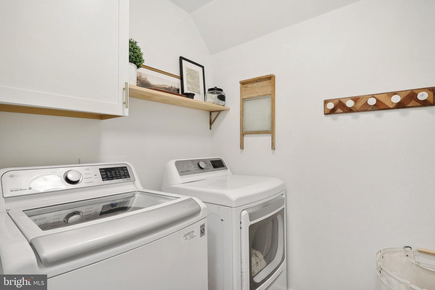 10709 Whispering Way photo 46