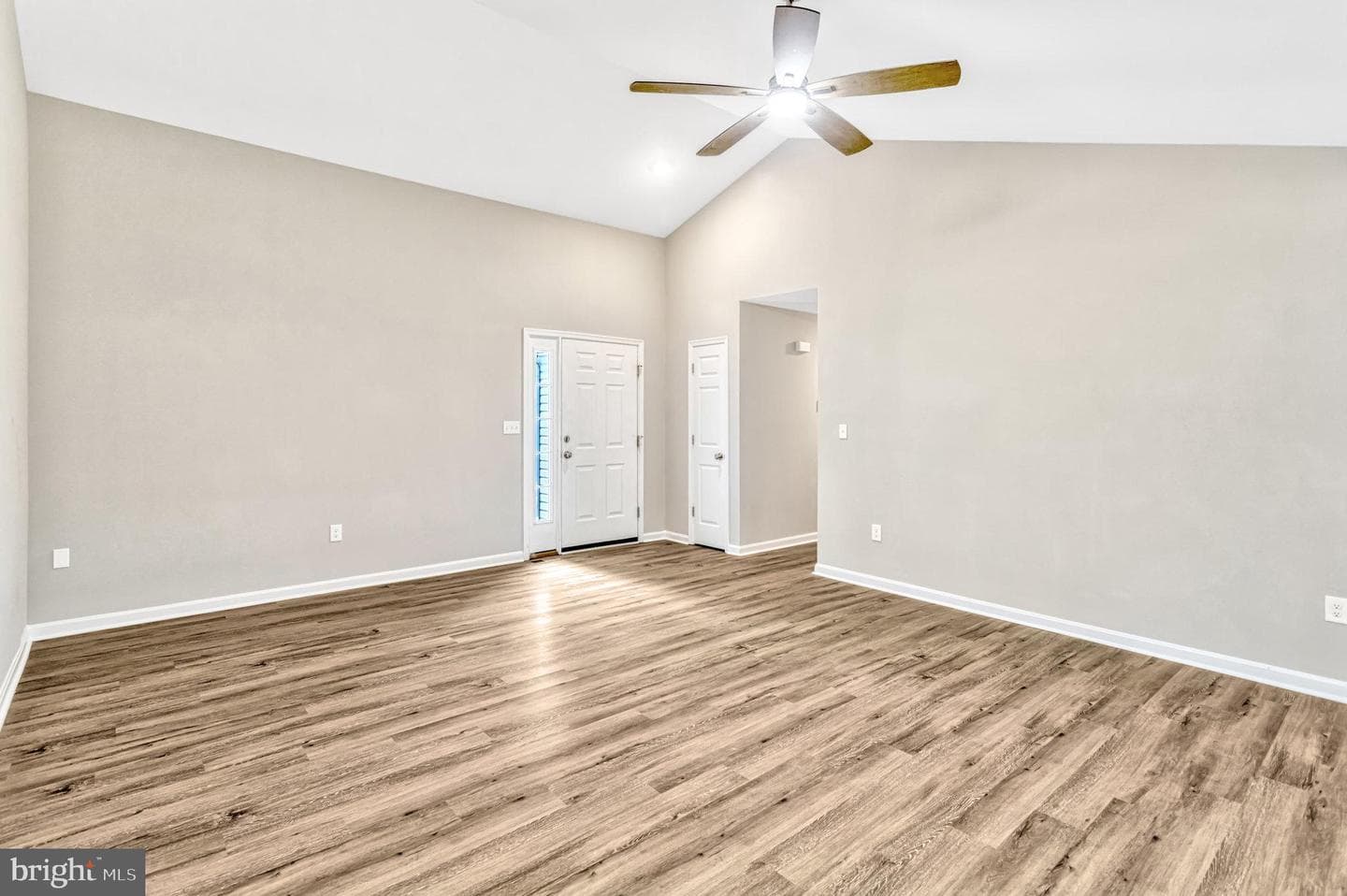 6104 Loriella Park Drive photo 10
