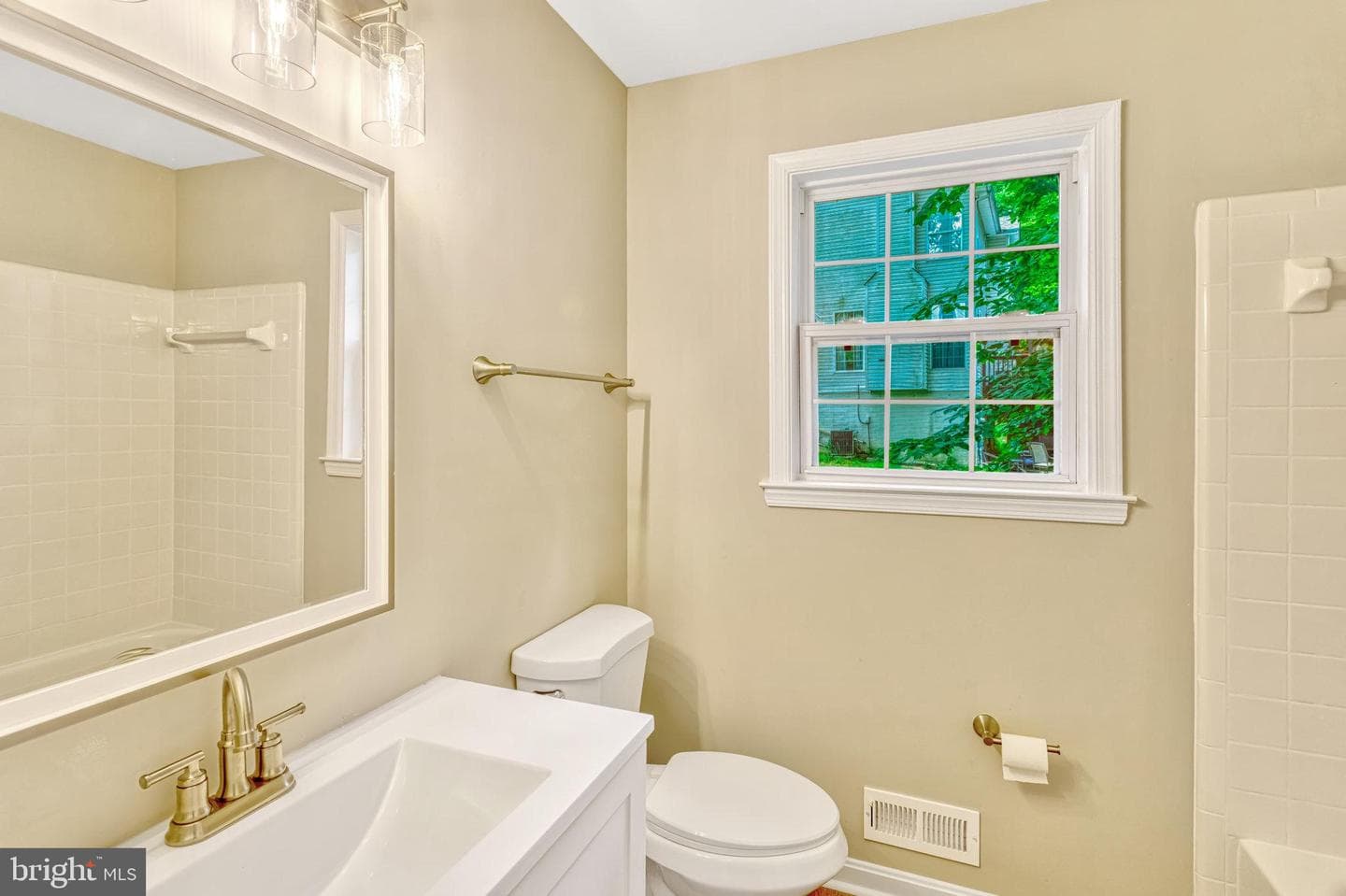 6104 Loriella Park Drive photo 15