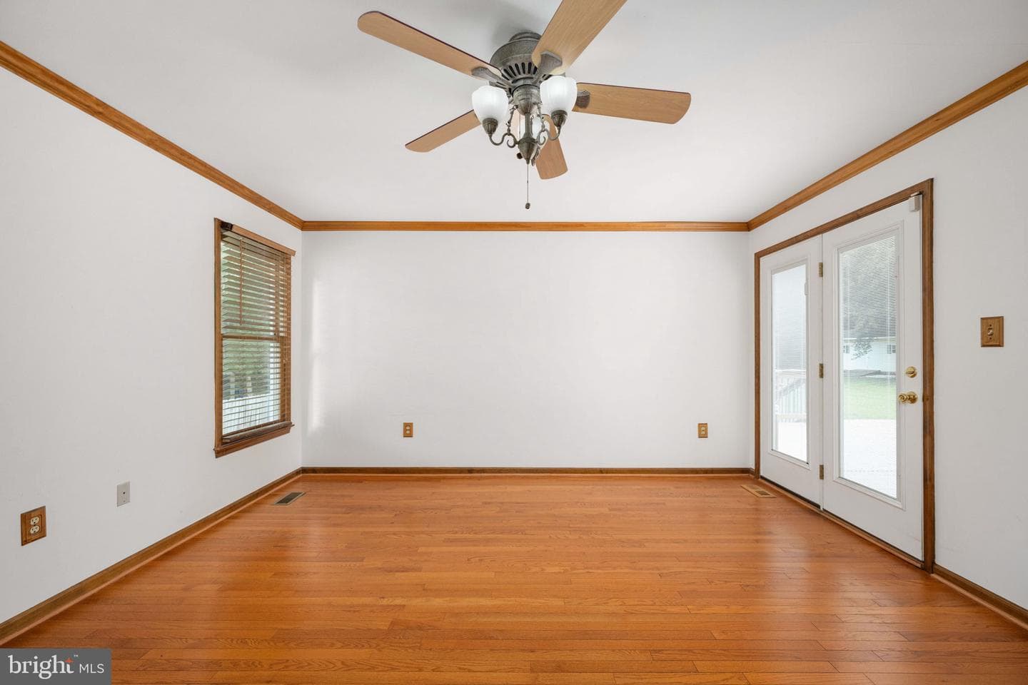 2505 Lakeside Woods Drive photo 31