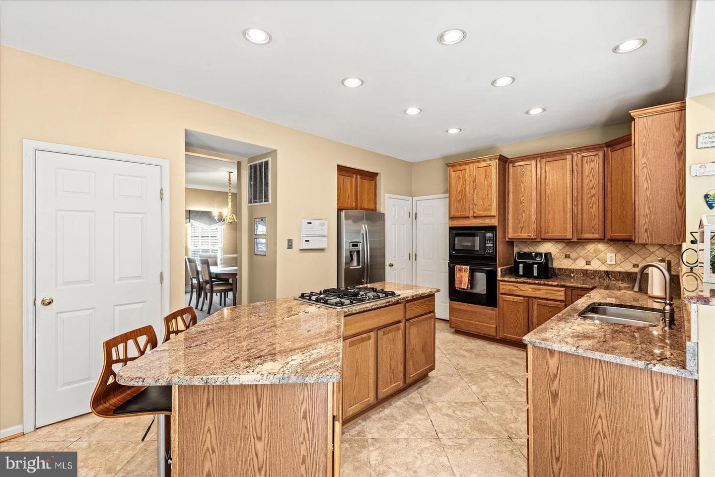 6904 Yeoman Court photo 11