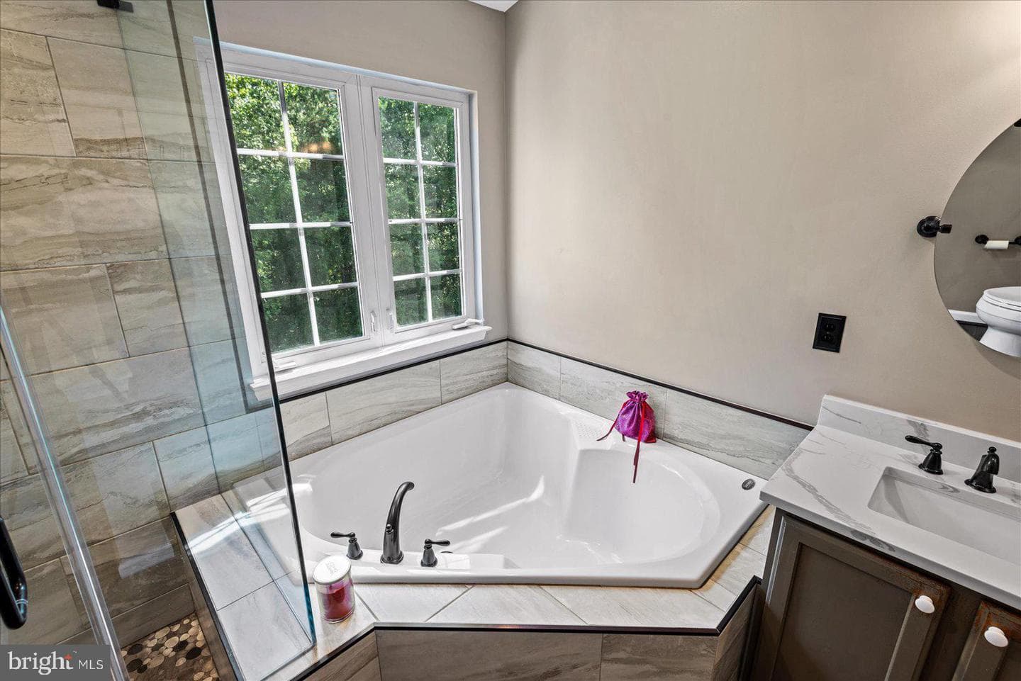 6904 Yeoman Court photo 23