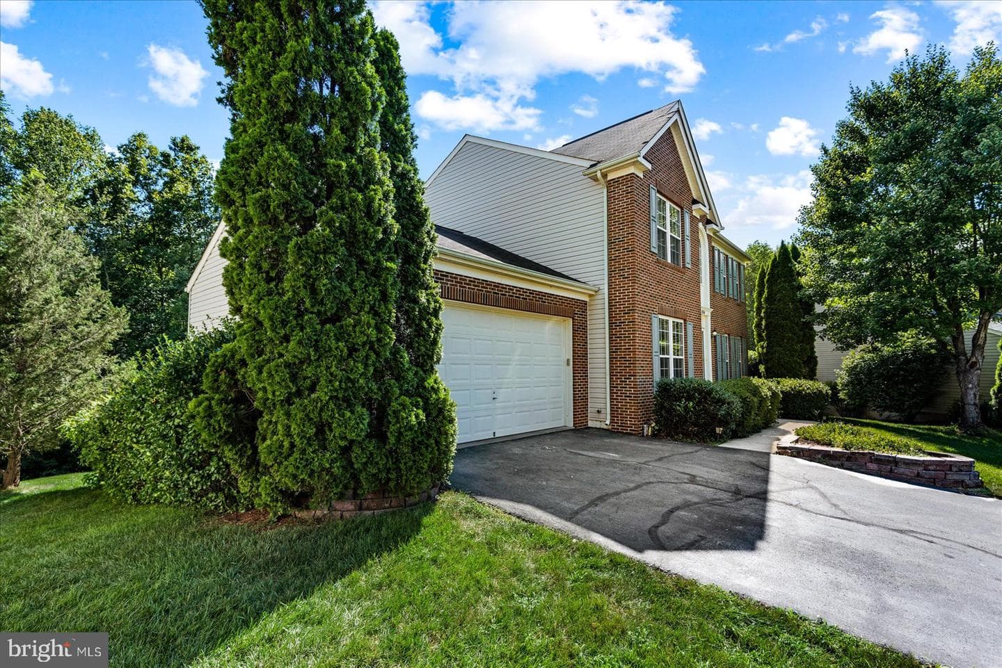 6904 Yeoman Court photo 3