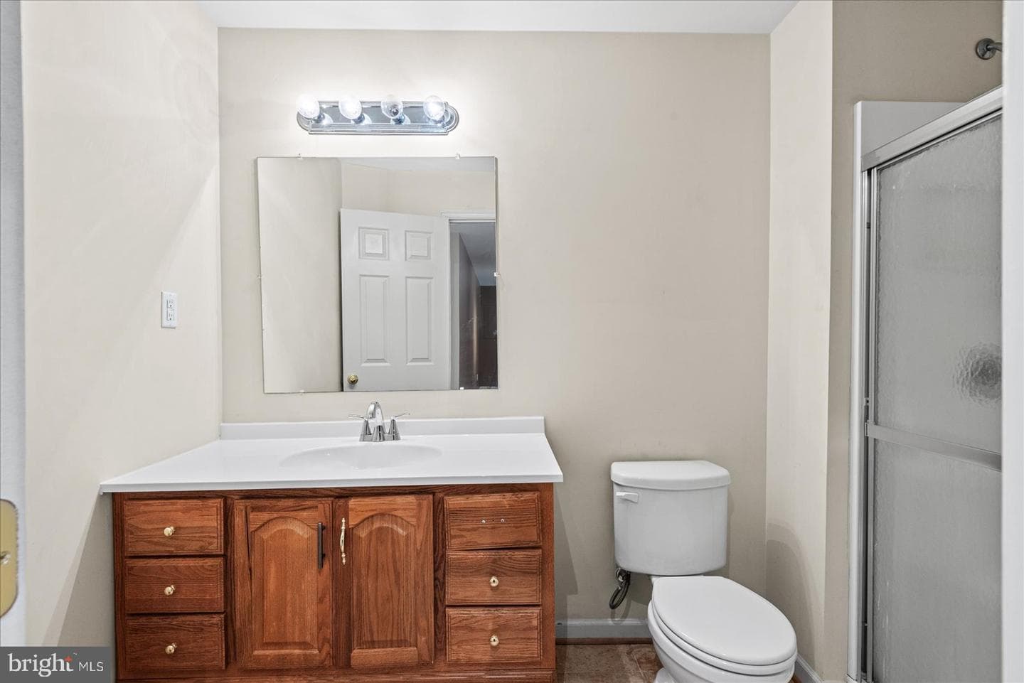 6904 Yeoman Court photo 33