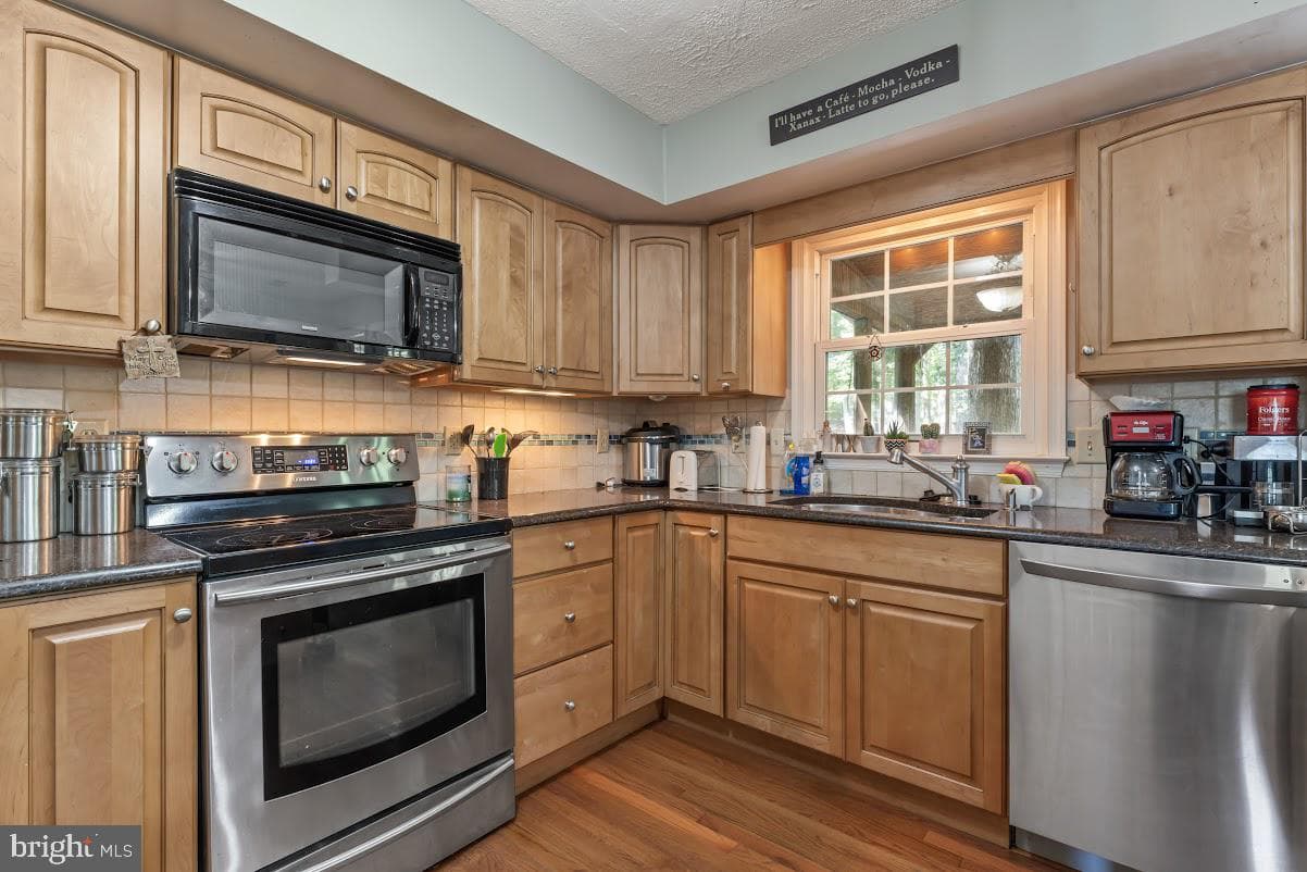 12202 Abner Court photo 6