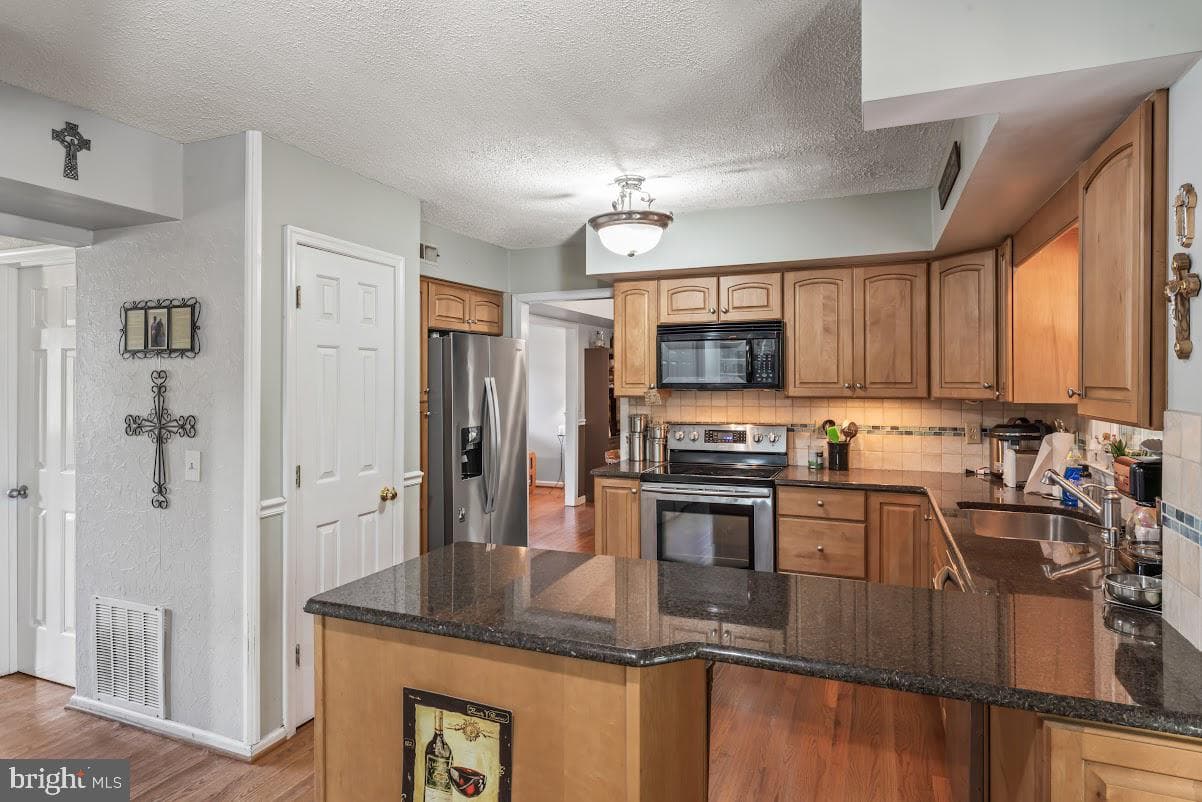 12202 Abner Court photo 8