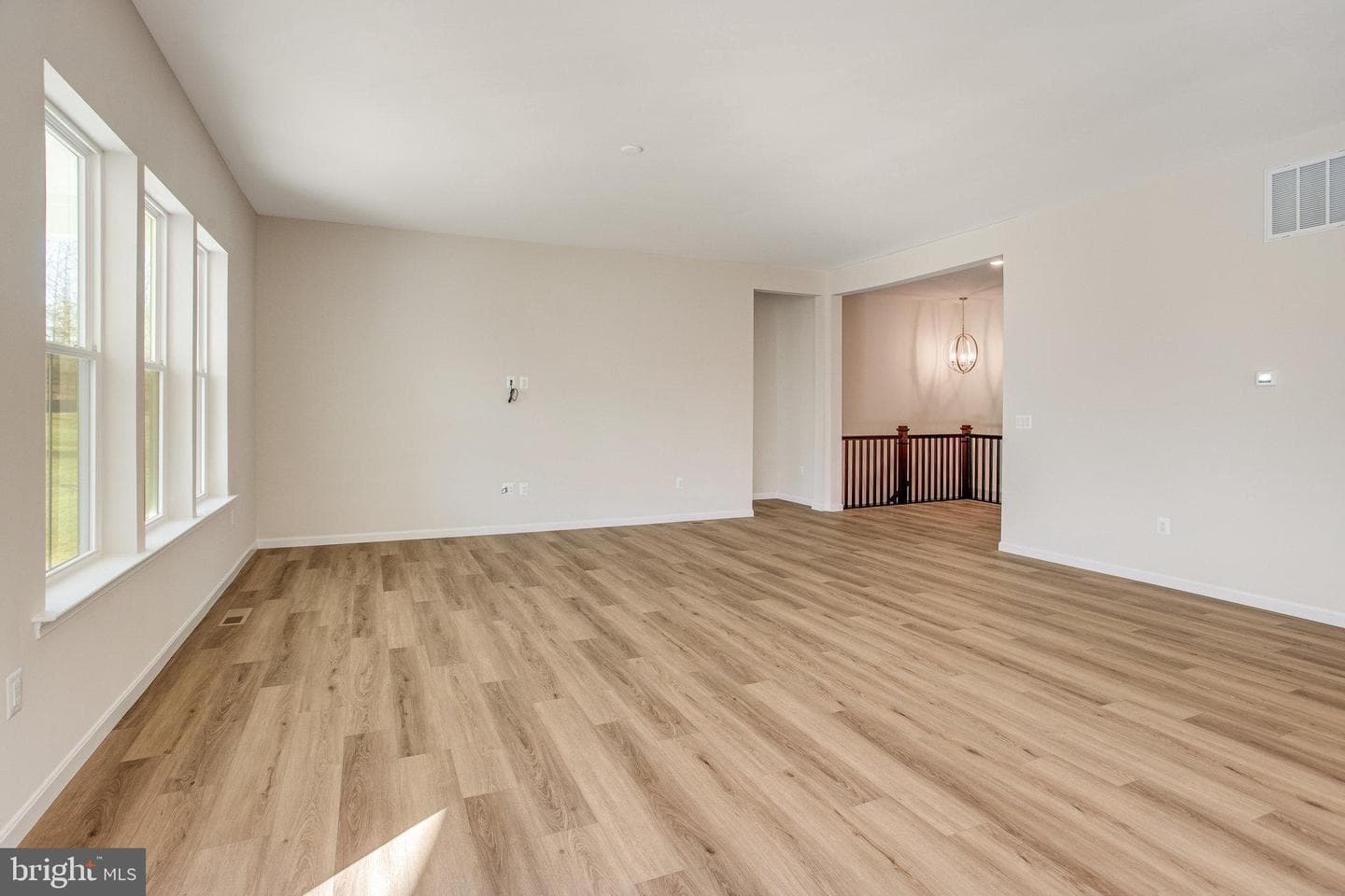 8535 Fleetwood Drive photo 29