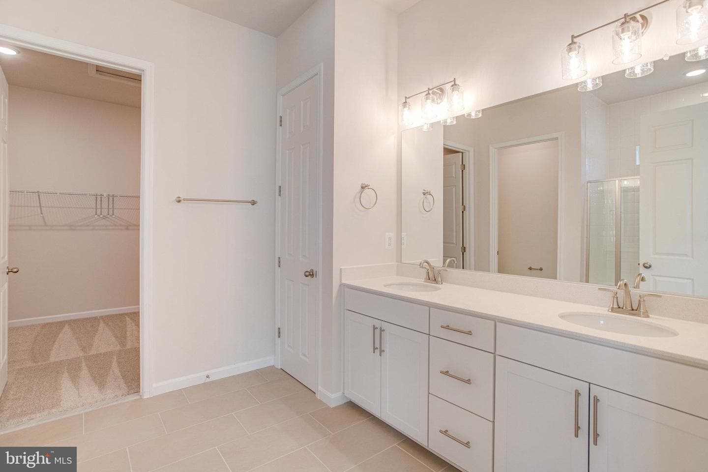 8535 Fleetwood Drive photo 33