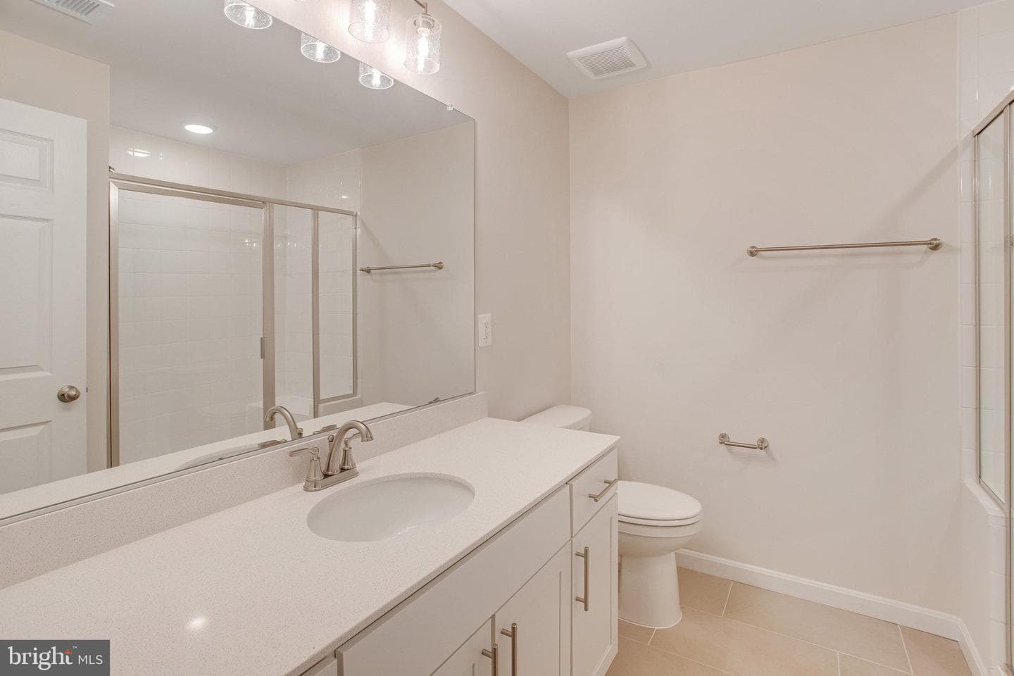 8535 Fleetwood Drive photo 45