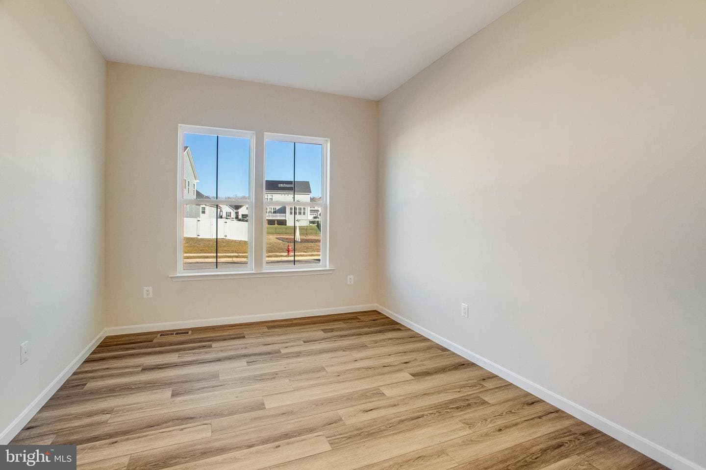 8535 Fleetwood Drive photo 7