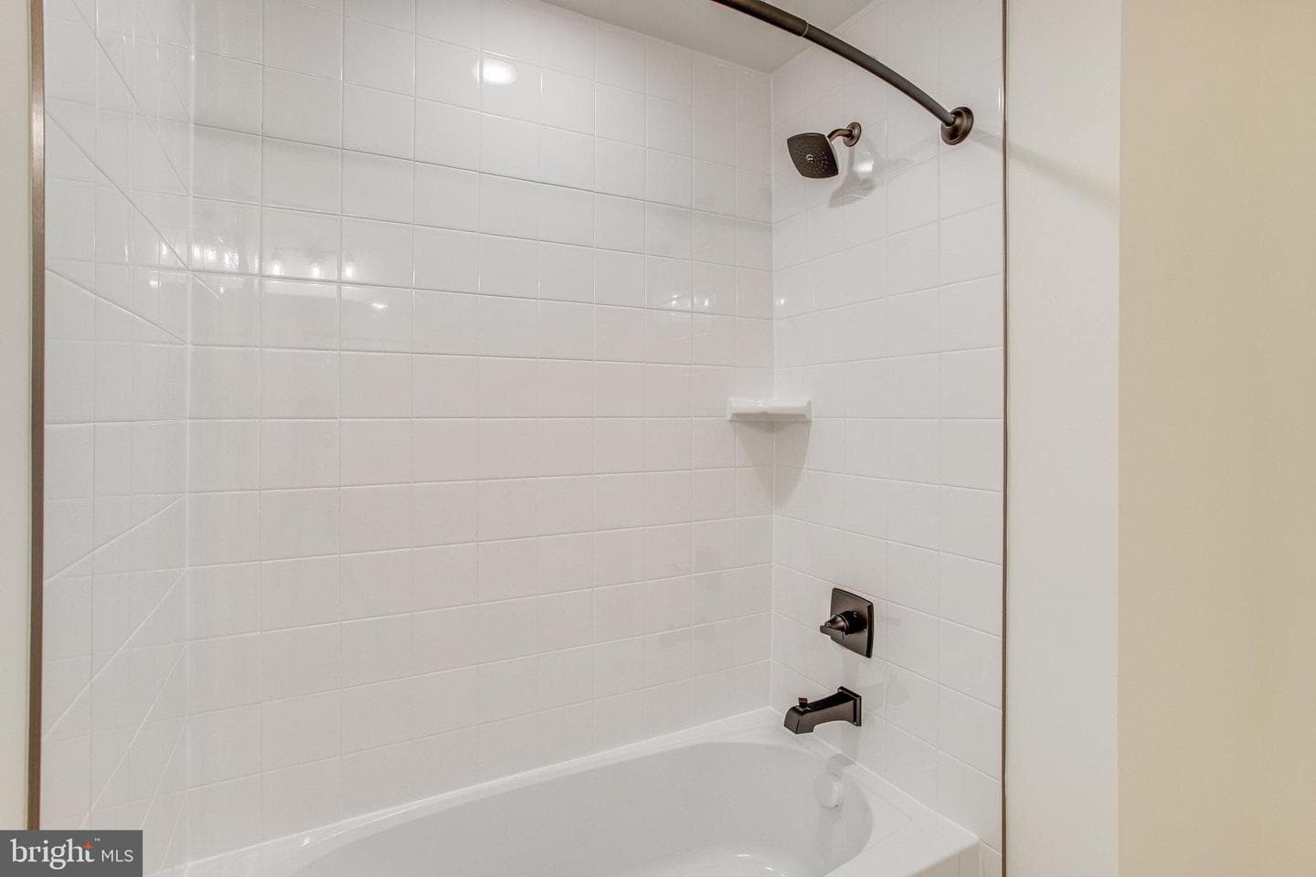 8515 Fleetwood Drive photo 39