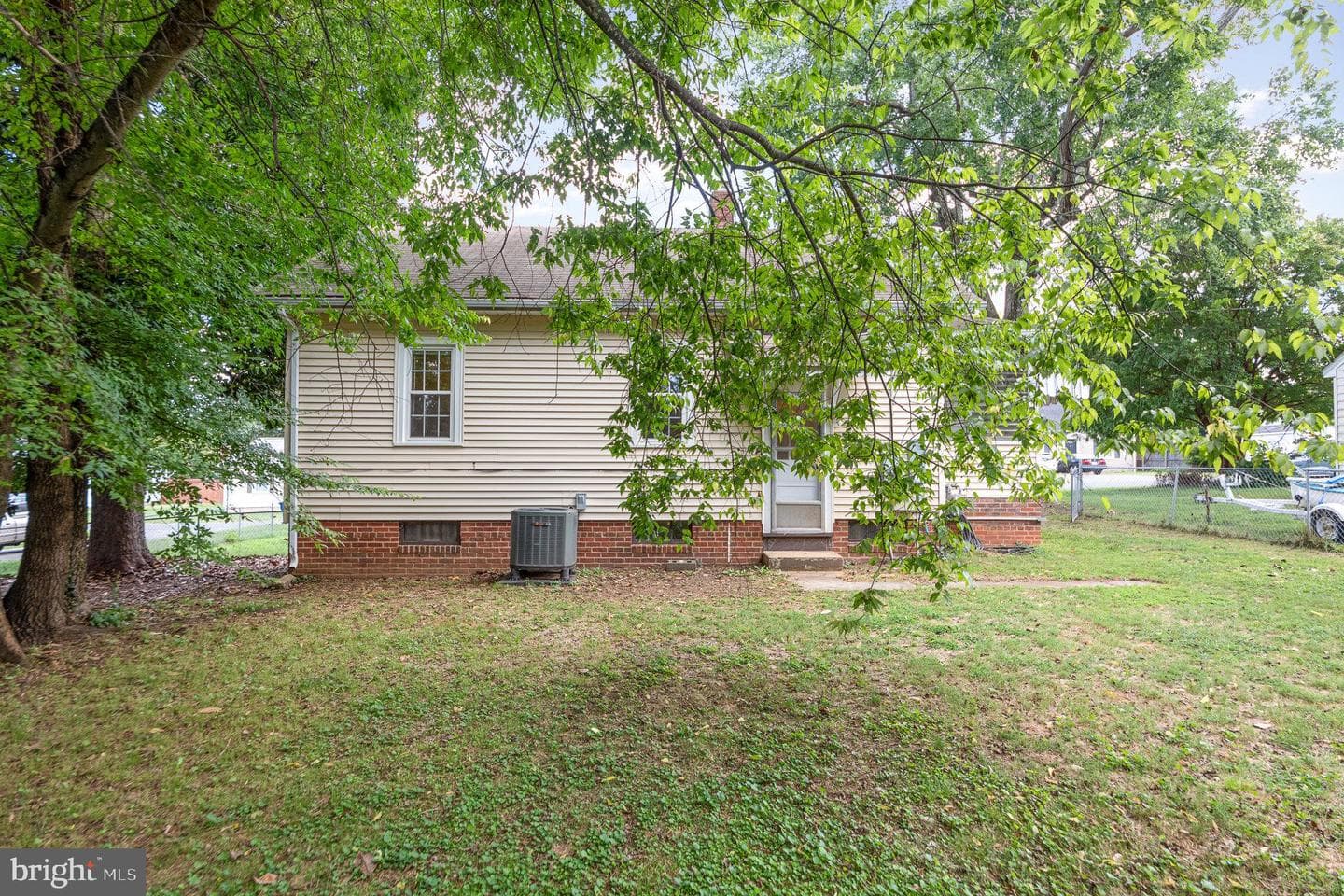 206 Mansfield Street photo 23