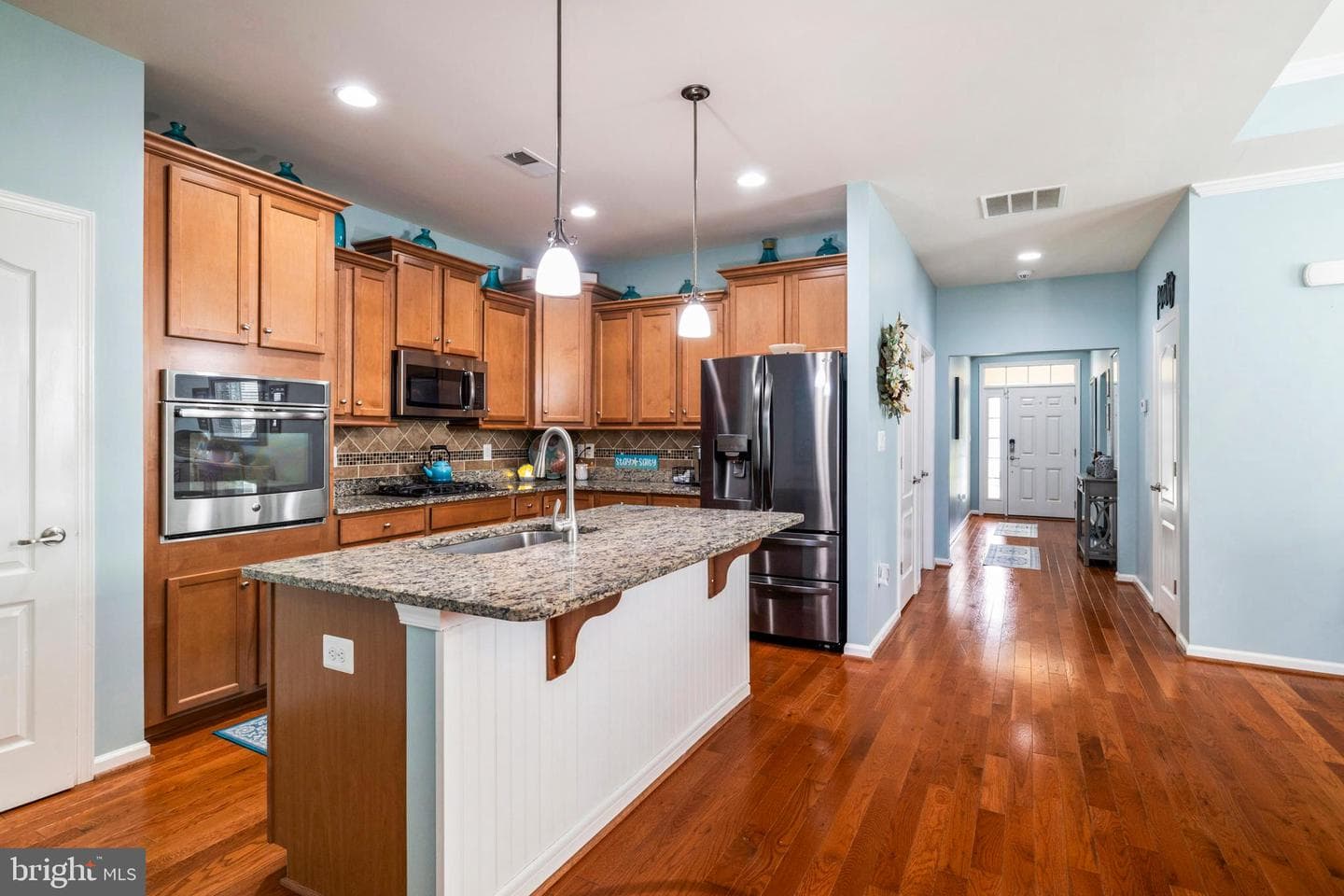 9723 Balls Bluff Drive photo 10